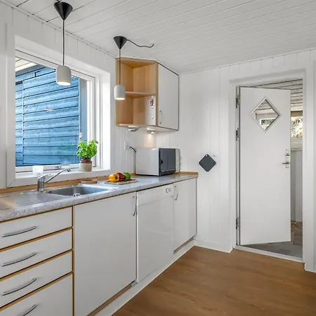 Holiday home Aiden - 650m From The Sea By Interhome